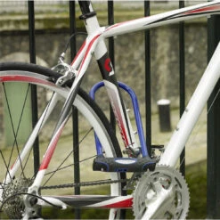 Master Lock BÜGELSCHLOß/8195LW, SCHWARZ 280MMX110MX13MM MIT HALTER -Bike Essentials Verkäufe master lock buegelschloss 8195lw schwarz 280mmx110mx13mm mit halter6